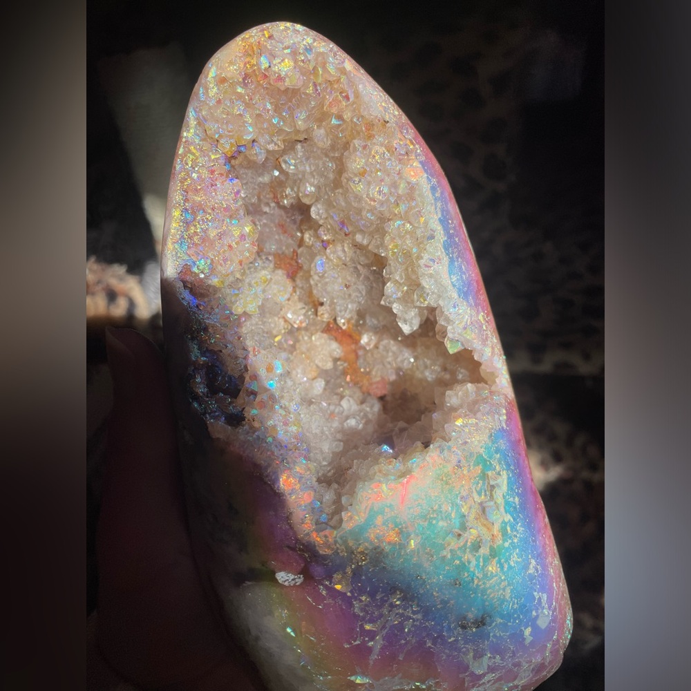 Pink amethyst aura freeform - Picture 7 of 15